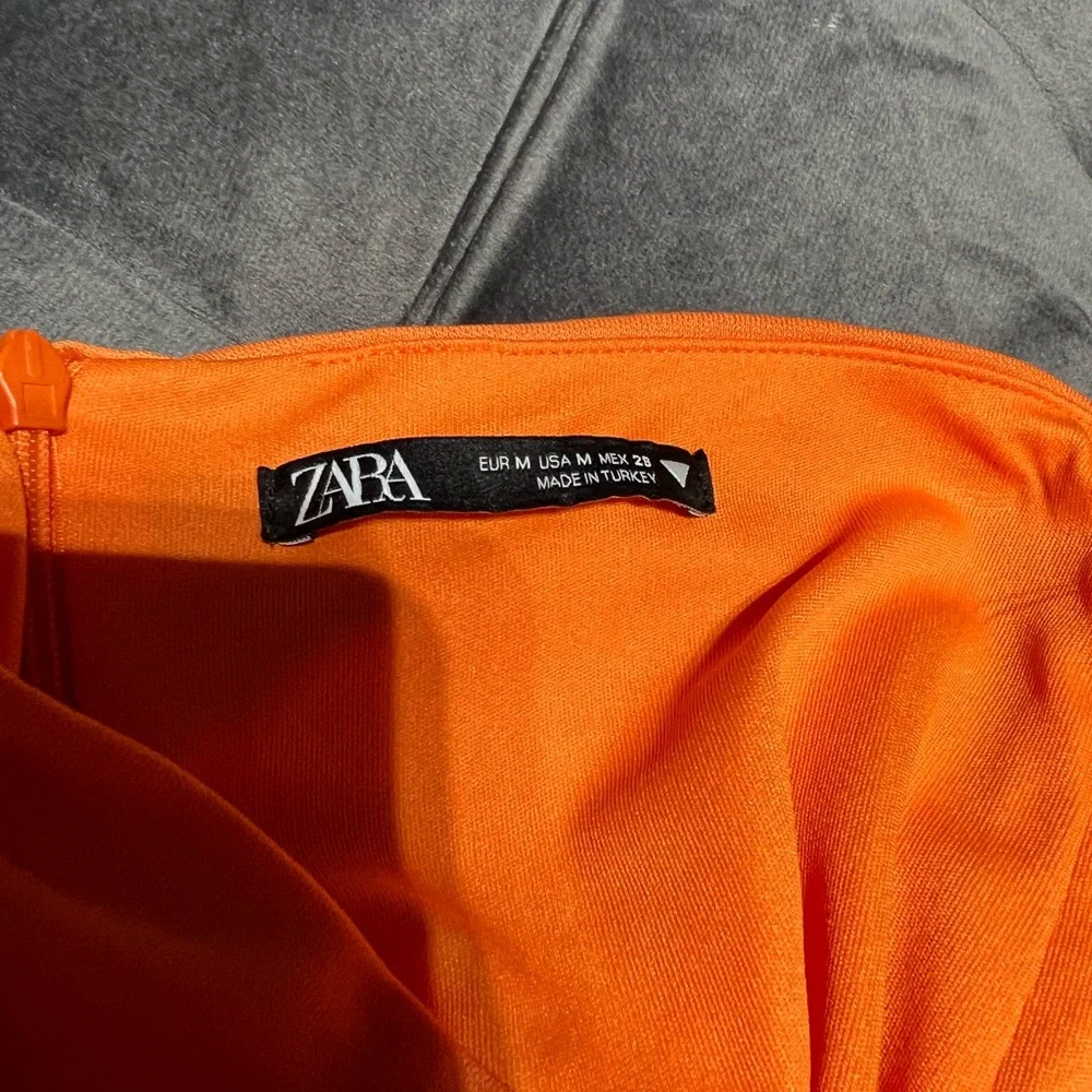 ORANGE ZARA RUCHED DRESS - Picture 6 of 7
